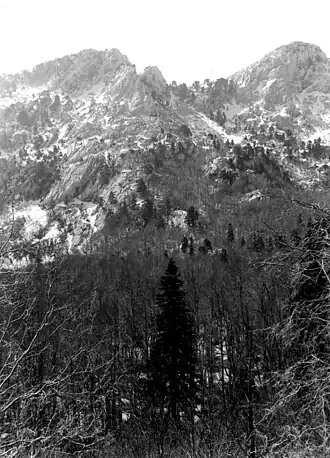 Die Velika Pazua 1656 m (links) und der Međugorje 1769 m