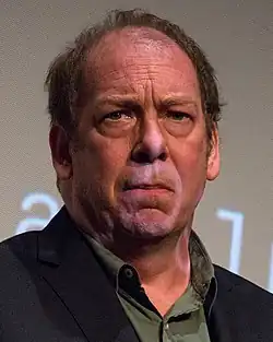 Bill Camp auf der U.S. premiere von Woman Walks Ahead2018 auf dem Tribeca Film Festival schwarzes Jacket und grünem Hemd.