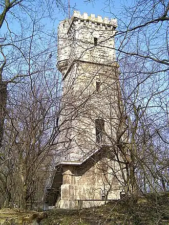 Blick auf den Bismarckturm von Südosten