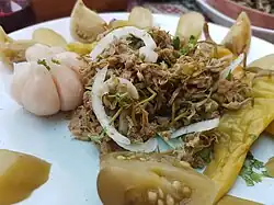 Pimpernuss (junger, eingelegter Blütenstand) (Kolchische Pimpernuss und Gemeine Pimpernuss)