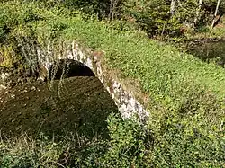 Alte Bogenbrücke bei Blanches-Fontaines