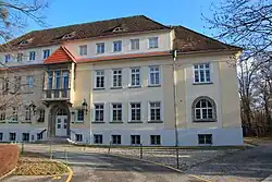 Pulverfabrik Blumau (diverse Kasernenbauten, Direktionsgebäude), bei Felixdorf, NÖ