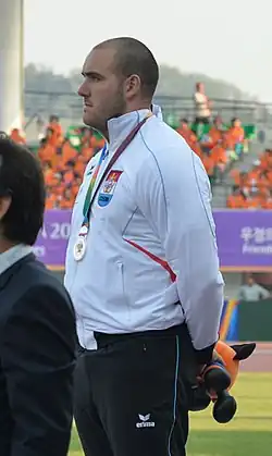 Bob Bertemes verfehlte die Finalteilnahme mit seinen 19,87&nbsp;m um sieben&nbsp;Zentimeter