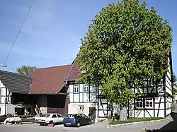 Ackerbäuerliches Anwesen aus dem 18. Jh. (Talstraße 4)