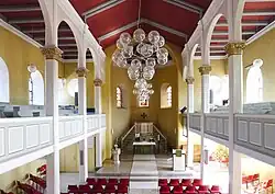 Innenansicht nach Osten zum Chor (2013)