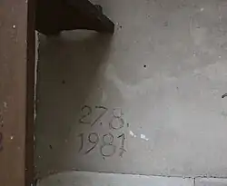 Bodenplatte in der Kirche St. Peter und Paul in Oberschmon mit der Jahreszahl 1981