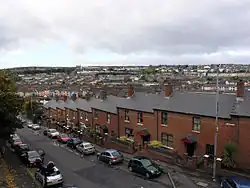 Die Bogside, Blick vom Eingang in Richtung Stadtmauer