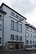 Volksschule im Elisabethenheim, ehemaliges, ab 1867 in der Bohnesmühlgasse[1] befindliches, katholisches Mädchenheim mit angegliederter Schule und Altenheim