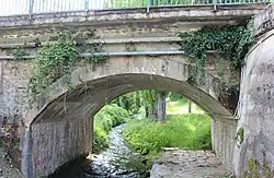 Die Brücke über den Campiano in Borgo Preci