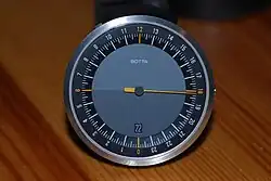 Ein-Zeiger-Uhr mit Zehn-Minuten-Unterteilung und halber Geschwindigkeit (24-Stunden-Uhr)