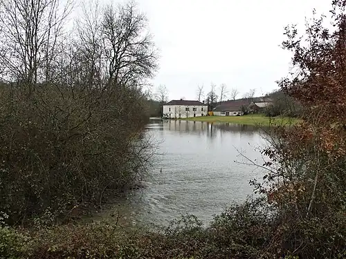 Frühjahrsüberschwemmung bei Le Moulin de la Forge