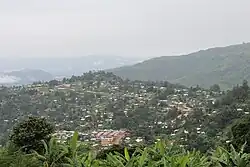 Blick von den Boyo Hills auf Njinikom