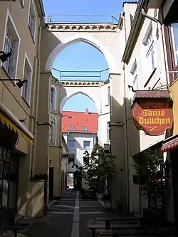 Blick in den Handelsweg (ehemaliger „Sedanbazar“), Richtung Westen. Rechts „Tante Puttchen“.