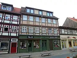 Wohn- und Geschäftshaus