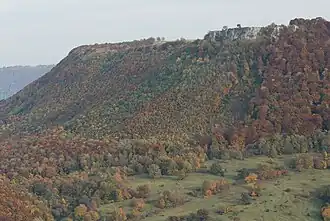 Der Breitenstein von Westen (Burg Teck)