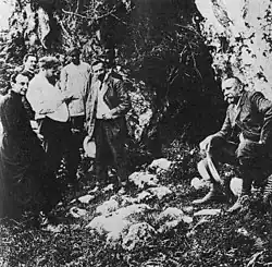 Henri Breuil, Hugo Obermaier und Hermilio Alcalde del Río bei der Besichtigung