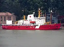 CCGS Des Groseillers, arktischer Eisbrecher