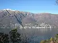 Brissago am Fusse des Berges Gridone, von Osten
