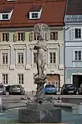 Der Brunnen am Hauptplatz