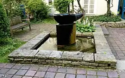 Brunnen Wörthstraße 37