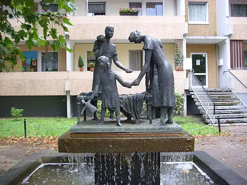 Tuchmacher­brunnen