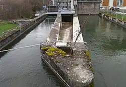 Der Lyssachteilbach, nach links vom Mülibach abgezweigt, bevor beide je ein Kraftwerk antreiben