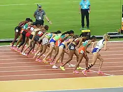 Finale: Die Hindernisläuferinnen an der&nbsp;Startlinie