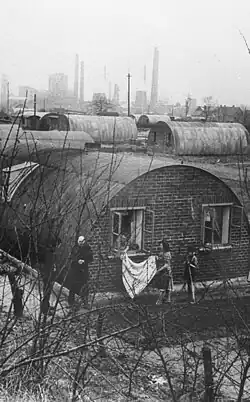 Nissenhütten als Behelfsheime im Ruhrgebiet 1947