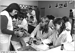 Chemieunterricht (1983)