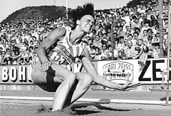 Die Titelverteidigerin und amtierende Europameisterin Heike Drechsler gewann die Bronzemedaille – sie war auch Mitinhaberin des Weitsprung-Weltrekords, hatte hier am Tag zuvor Silber über 100&nbsp;Meter errungen und war die amtierende Europameisterin über 200&nbsp;Meter