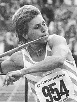 Petra Felke, am Beginn ihrer internationalen Karriere, kam auf den neunten&nbsp;Platz