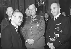 Heinrich Georg Freiherr v. Stahmer, Graf v. Silum am 29. März 1941 (erster von rechts)
