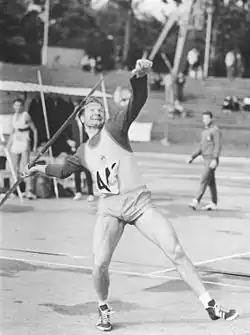 Manfred Stolle, Olympiafünfter von 1968, hatte mit 69,18&nbsp;m keine Chance, im Finale dabei zu&nbsp;sein