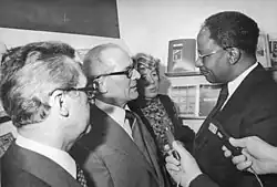 David Bolen (rechts) – hier in seiner Zeit als US-Botschafter in der DDR – belegte Rang&nbsp;vier