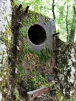 Anschluss- flansch am Bunker 151