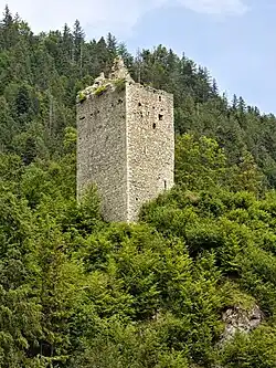 Bergfried von Südwesten