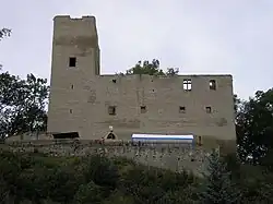 Turm-Palas-Burg Liebenstein, Turm und Palas wurden zeitgleich im Verbund aufgemauert, wohl 12.&nbsp;Jh., später umgebaut, Thüringen