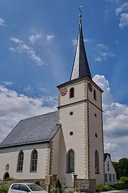 Die Kirche in Burggrumbach