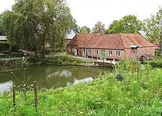 Die Buttermühle mit Mühlenteich