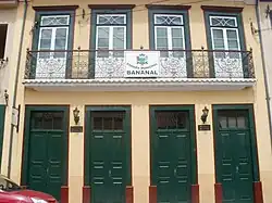 Rathaus, Eingangsfront