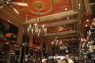 Decke im Café A Brasileira