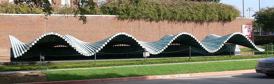Skulptur Wave in Dallas