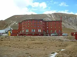 Das von Vittorio Bonadè Bottino entworfene und 1934 eröffnete Hotel Campo Imperatore