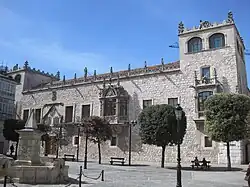 „Casa Del Cordón“, Südfassade an der „Plaza de la Libertad“
