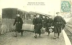 Deutsche Rettungsmannschaft auf dem Weg nach Courrieres