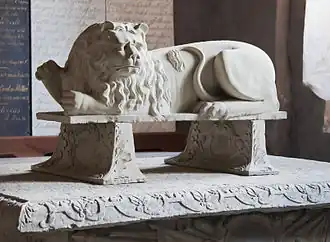 Detailansicht des Sarkophags von Otto Wilhelm von Fersen[15]