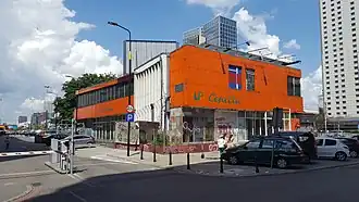 Der bekannte Cepelia-Pavillon in Warschau, 2020