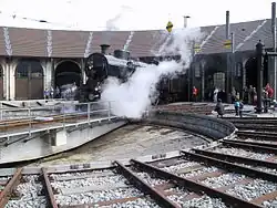 Rotonde Delémont mit Dampflokomotive C 5/6 2978