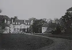 Château de Coatilliau bei Ploubezre