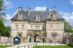 Schaufassade des Petit Château